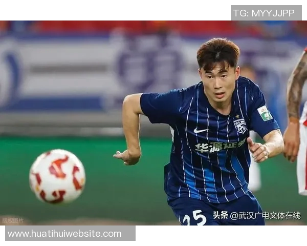 中超战报武汉三镇客场失利陈哲超进球被判无效赛季收官战遗憾落幕 中超战报武汉三镇客场失利陈哲超进球被判无效赛季收官战遗憾落幕