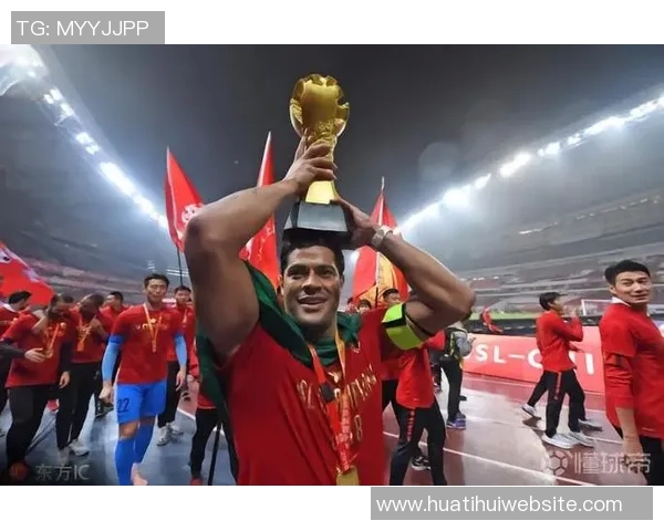 恐怖绿巨人胡尔克39岁破500球里程碑成就辉煌24冠传奇