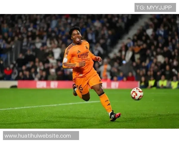 恩德里克父亲希望其重返帕尔梅拉斯而非在皇马浪费时间