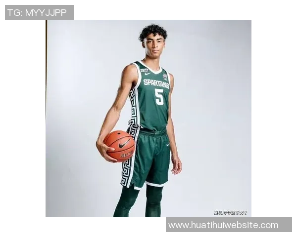 克里斯蒂全力参与训练营提升球队默契为新赛季做好充分准备