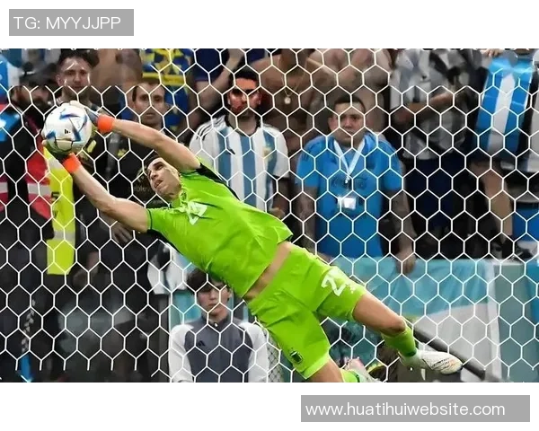 纳因戈兰直言不讳批评马丁内斯称其对足球一无所知表现糟糕 纳因戈兰直言不讳批评马丁内斯称其对足球一无所知表现糟糕